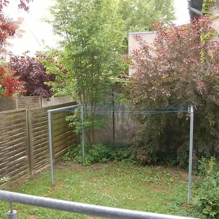 Wunderschoene Komfortable Wohnung In Der Innenstadt *
