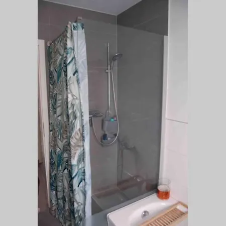 Wunderschoene Komfortable Wohnung In Der Innenstadt Appartement *